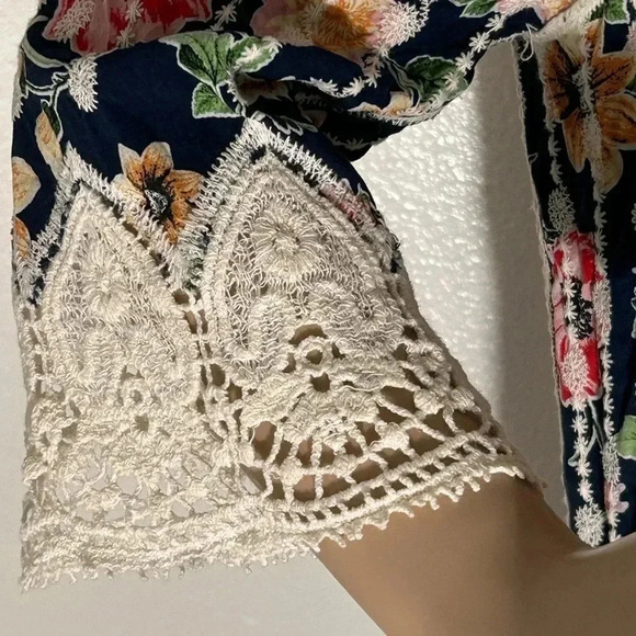 Sweet Miss Embroidered 3/4 Sleeve Dress With Lacey Accents Size L/XL - Picture 7 of 8